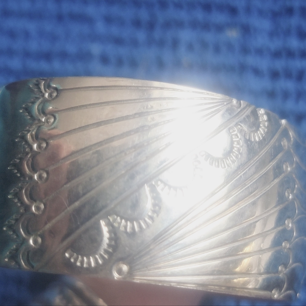 STERLING SILVER CUFF BRACELET.  PRE-OWNED. NAVAJO? FOR A SMALL WRIST.$66 SIGNED